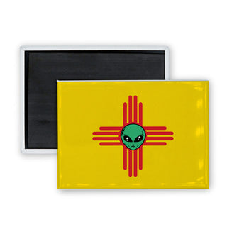 Novelty   Alien Head New Mexico Flag Rectangle Badge Magnet
